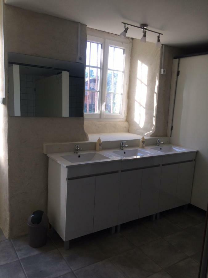 Les Roulottes De L'Airou Hotel Beauchamps  Exterior foto